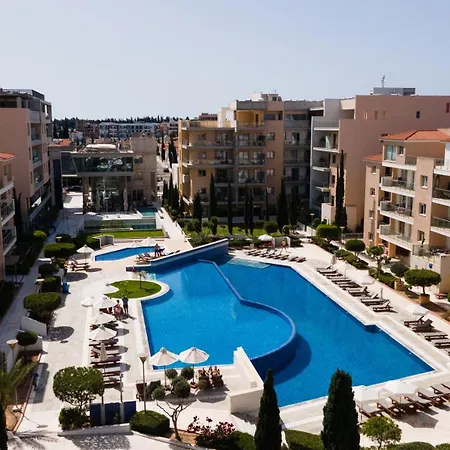 Casa Frida Townhouse Mit Grosser Poollandschaft * بافوس